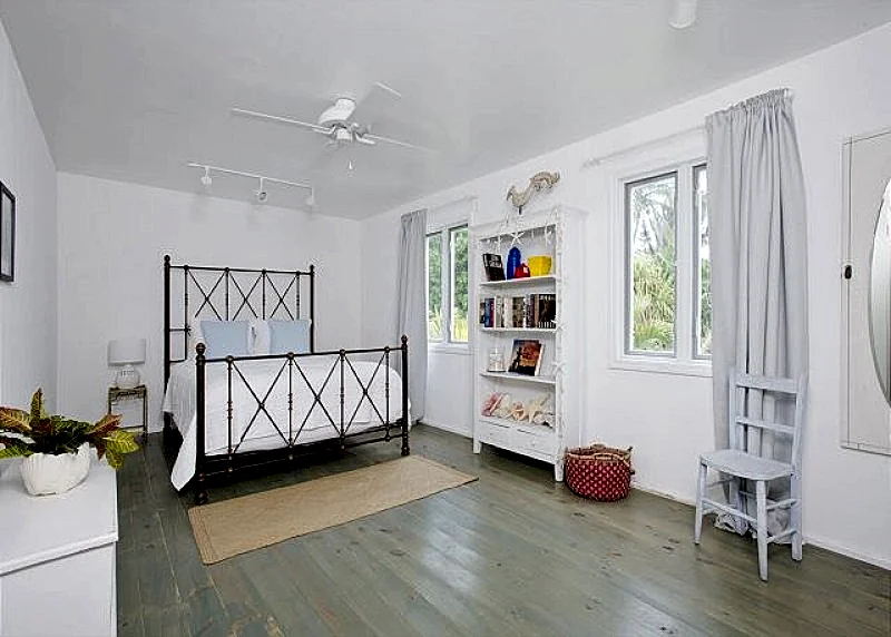 Photo 18
