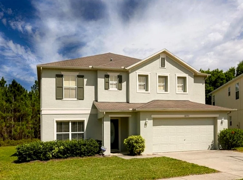 Large 6 Bed Home Sunrise Lakes