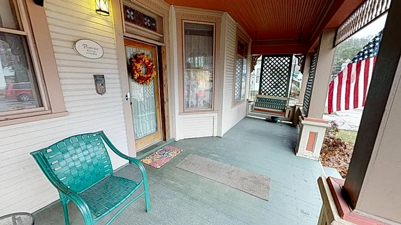 Photo 17
