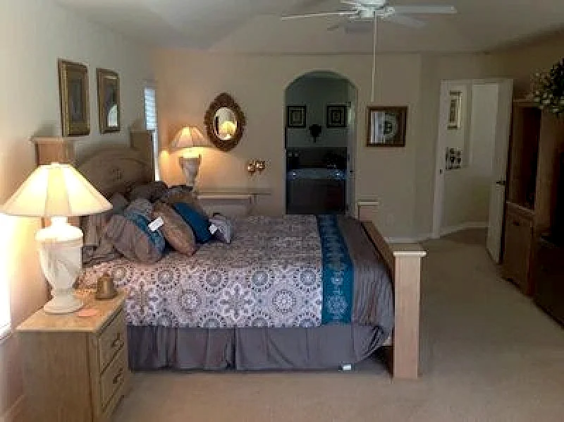 Photo 9