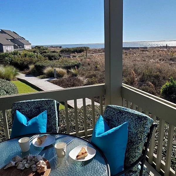 1313 Pelican Watch Villas on the Beachfront Seabrook Island SC Free Amenity Card