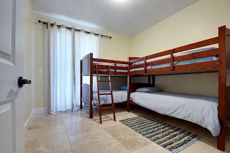 Photo 37