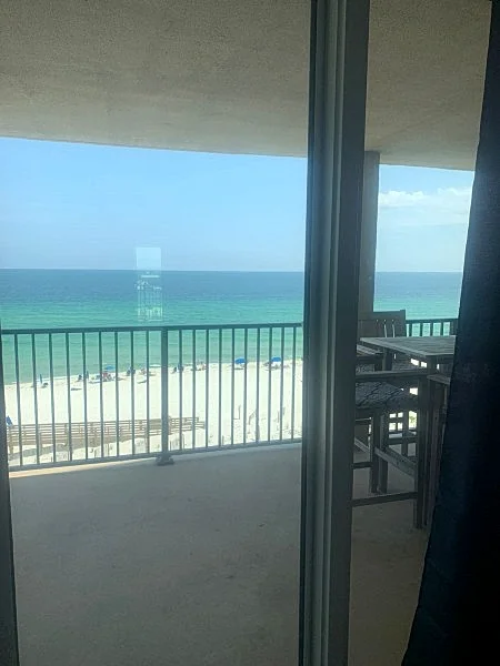 Beach Front Paradise 2 Bedroom 2 Bath condo