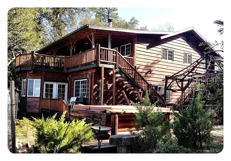 Julian 1927 Historic Cabin Retreat - 'Burgio Bungalow'