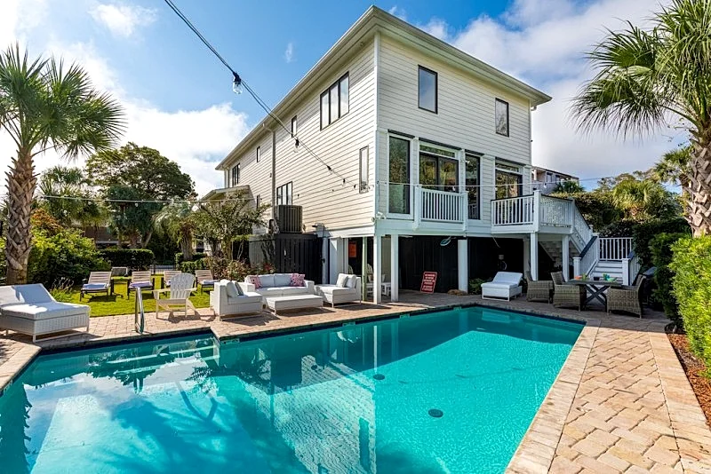 Luxurious CAROLINA ELEGANCE; 6/5; elevator; private pool; sleeps 16