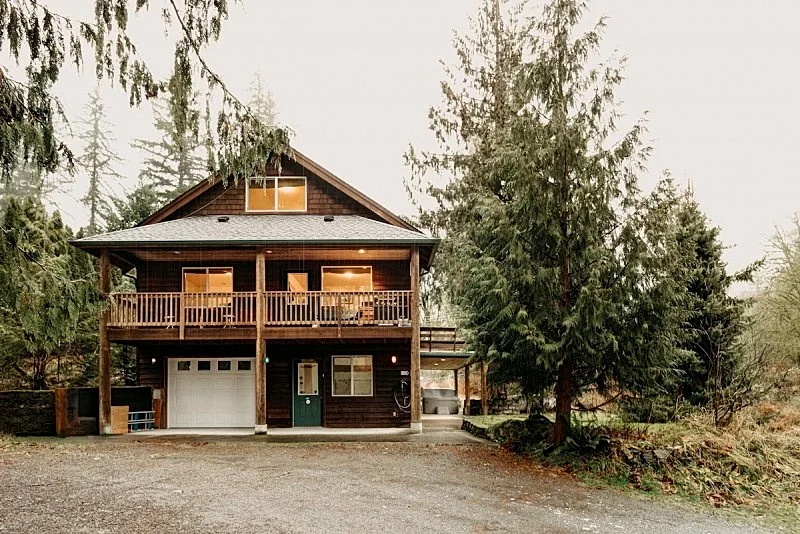 Mt. Baker Rim Cabin #77 - Hot Tub - Wi-Fi - EVC - Pets Ok - Views