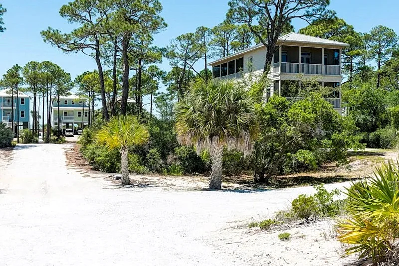 Lovely luxury home 75yds to beach, wonderful views, pool & screened porches