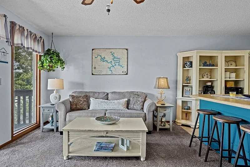 Southwood Shores 217-2C - Cozy Condo in Great Location!