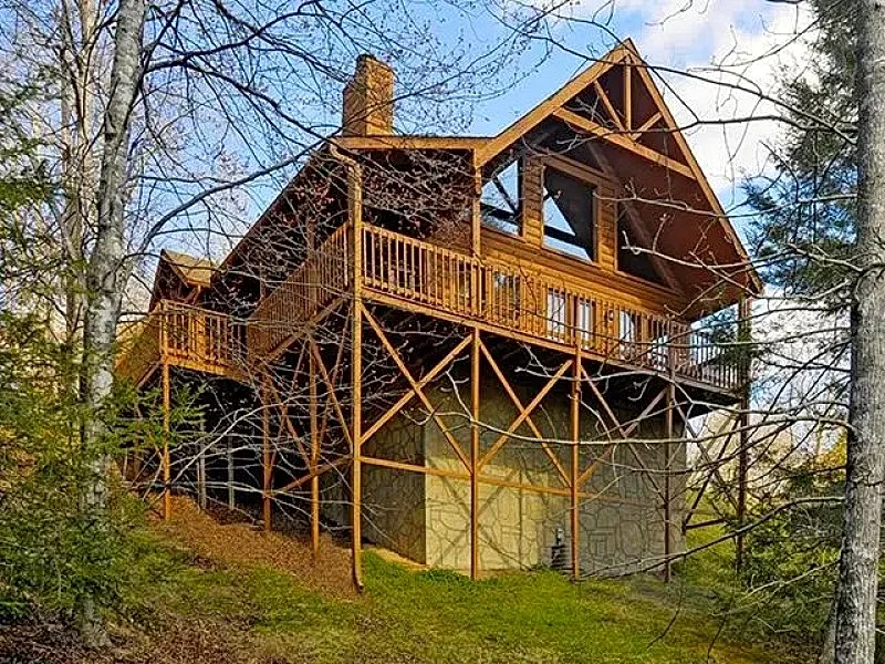 Fire Lit Nights – Country Pines Resort (2 BR)