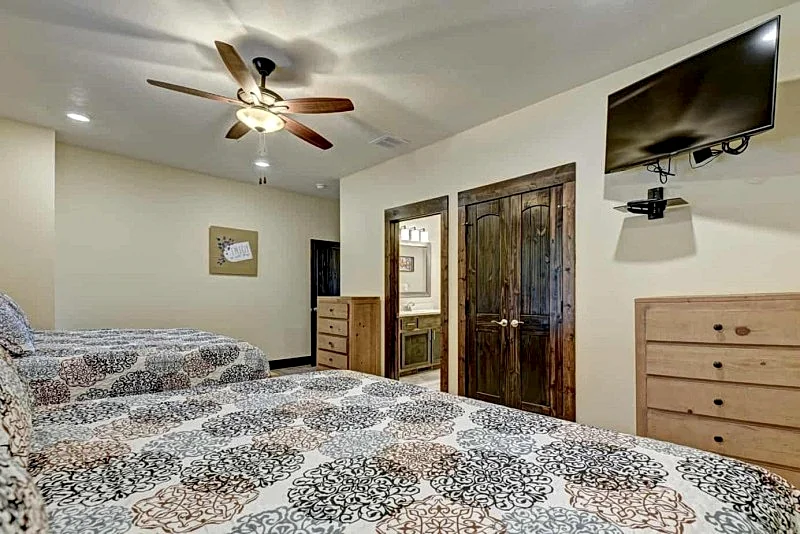 Photo 31