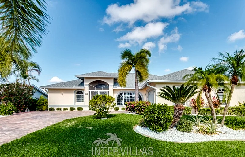 Cape Coral Vacation Homes | Villa Serenity