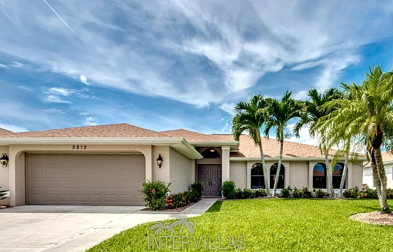 Cape Coral Vacation Homes | Villa SeaStar