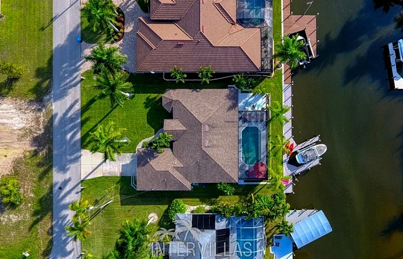 Cape Coral Vacation Homes | Villa Ambiente