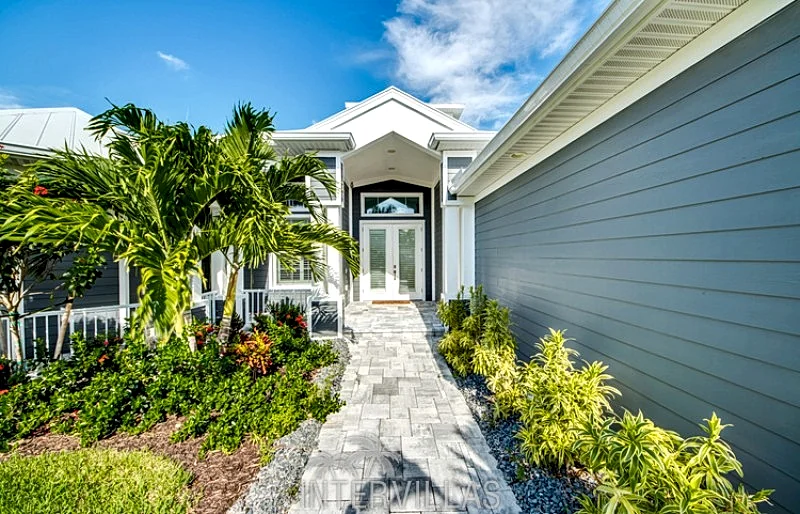 Cape Coral Vacation Homes | Villa The Keys