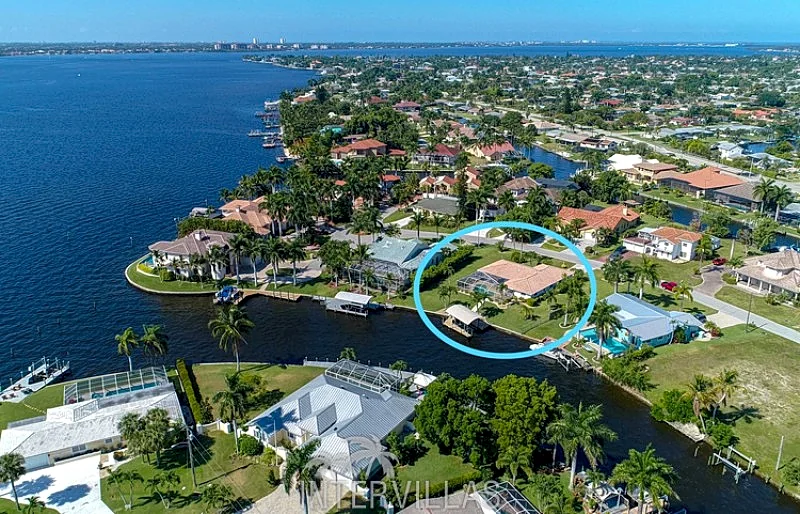 Cape Coral Vacation Homes | Villa Riverside